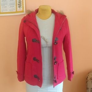 Forever 21 Scandinavian style red fur trim coat L